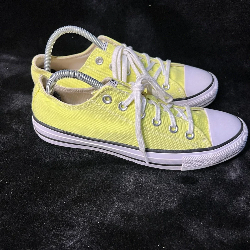 Converse Chuck Taylor All Star Low 170156F Unisex M7/W9 Skate Shoes Light Zitron